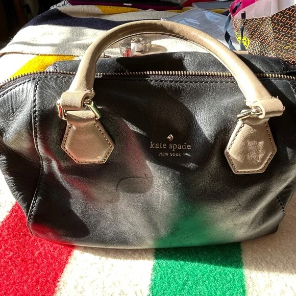 Kate Spade leather satchel bag. - Picture 4 of 5